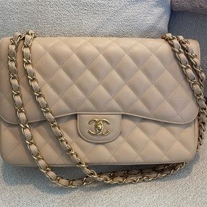 Chanel Classic Jumbo
